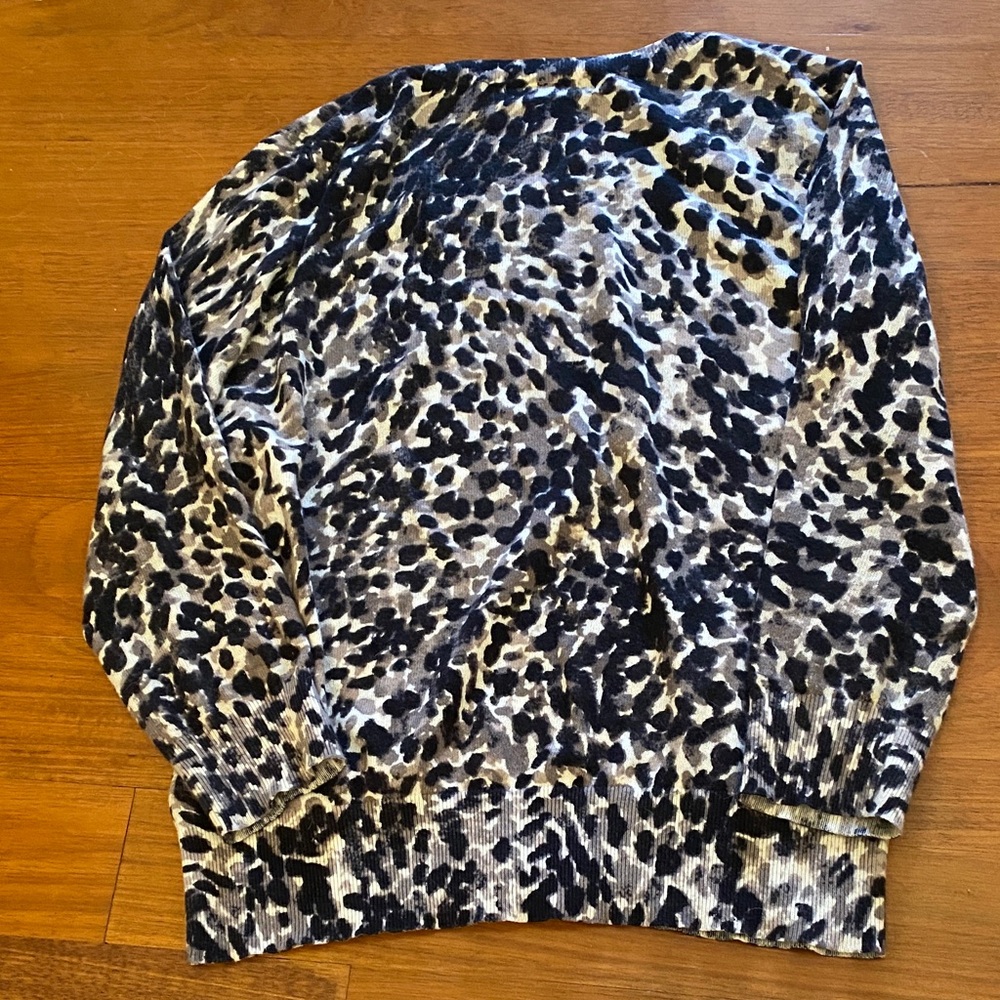 Banana Republic Printed Sweater - Picture 5 of 6